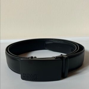 Badgley Mischka Elegant Black Belt